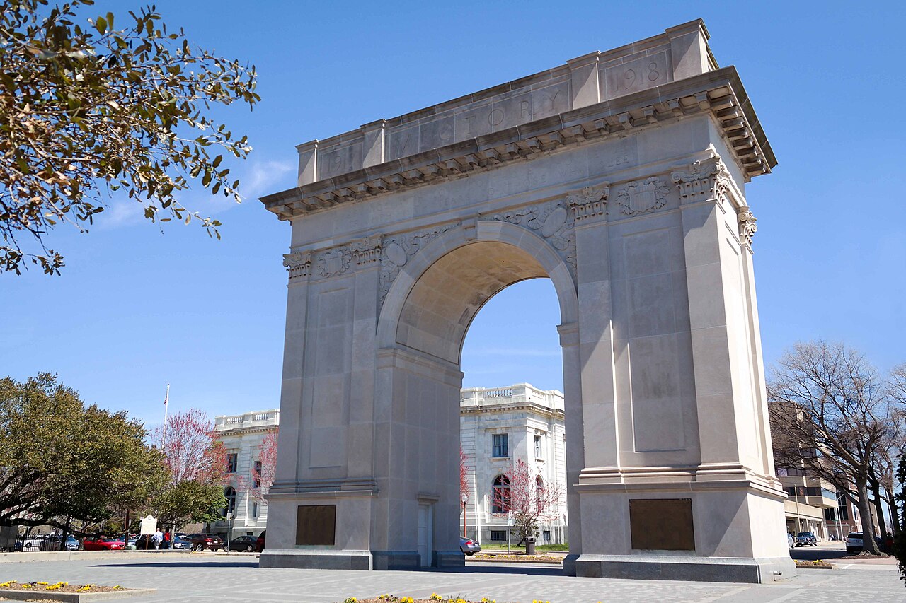 Victory Arch in Newport News, Virginia